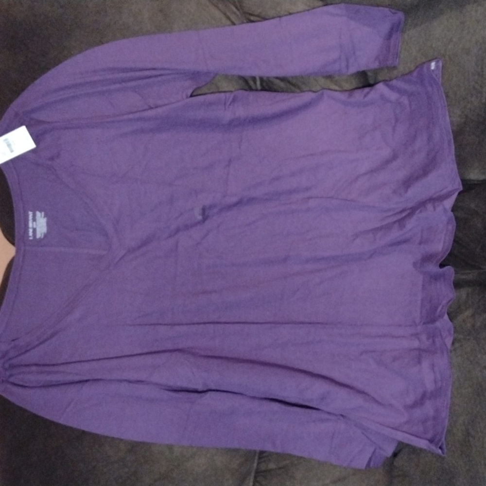 Lane Bryant Vneck tee